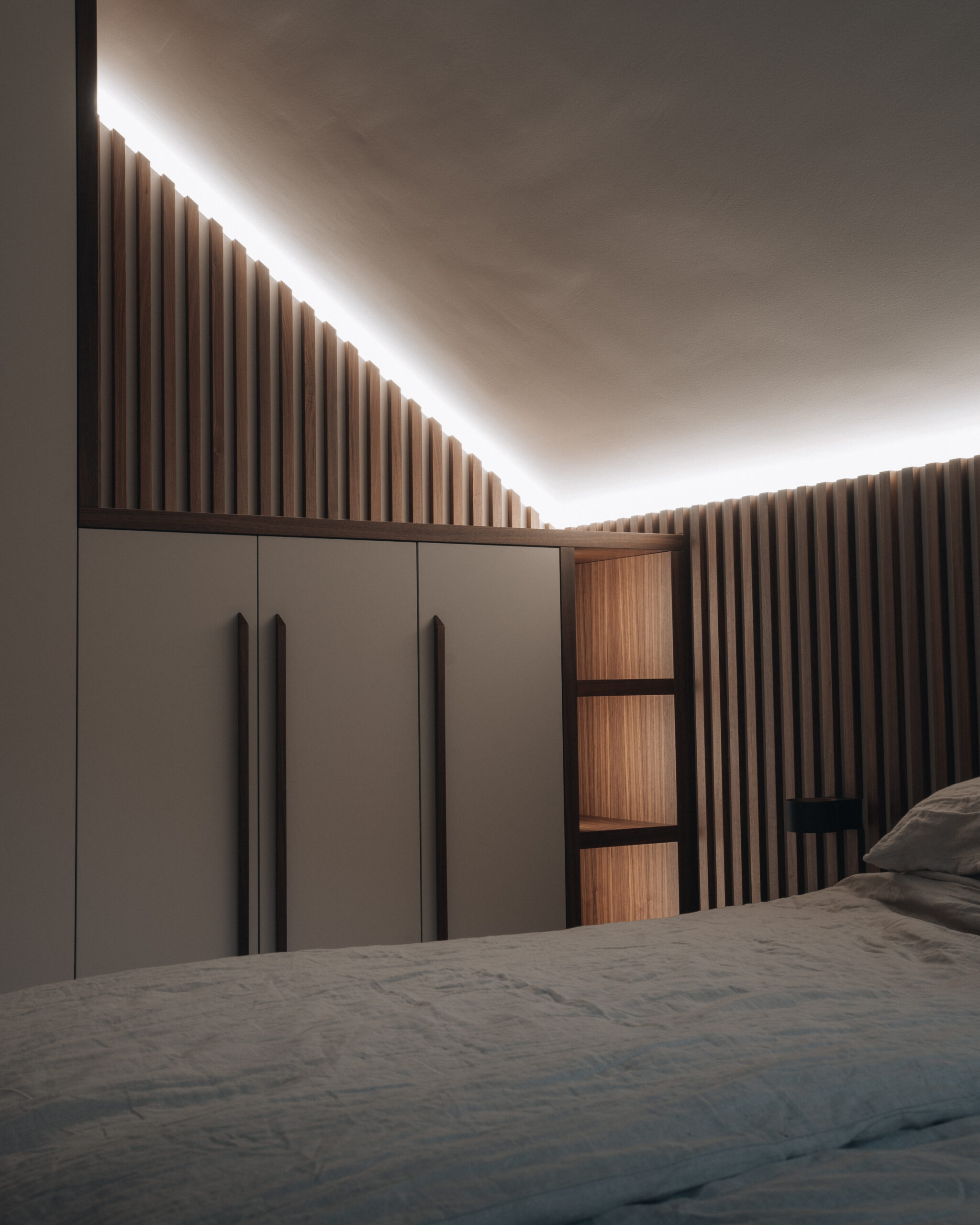 Garderobne omare po meri.